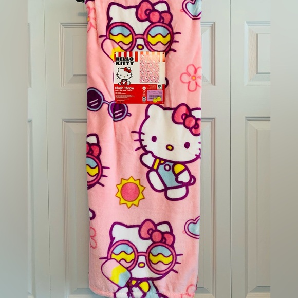 Hello Kitty Pink Summer blanket - Picture 1 of 3